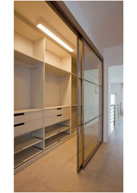 Линейная гардеробная комната с дверями купе Ярославль